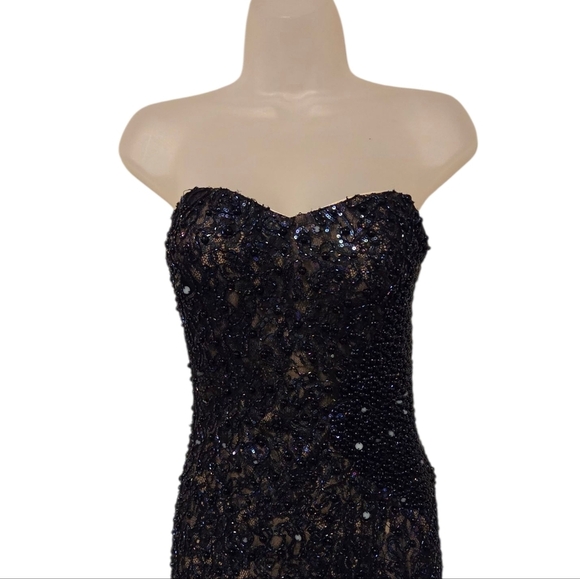 La Femme Strapless Sequin Gown 20943 Black Silver Prom Formal Open Back Size 2 - Picture 4 of 13